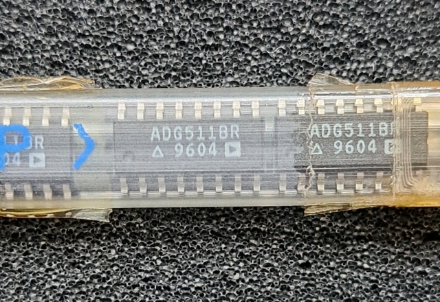 ADG511BR