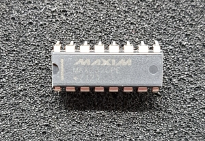 【準備中】　マルチチャネル ドライバ/レシーバ　MAX232CPE 1745219869_300.jpg