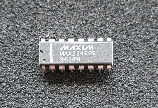 MAX234EPE