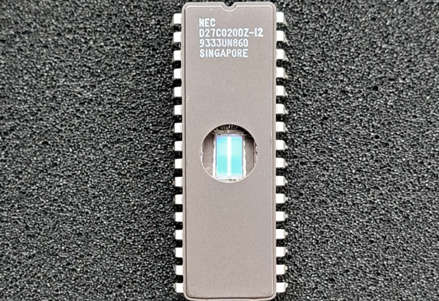 UPD27C020DZ-12、2Mbits E-PROM、120nS、32Pin-DIP。