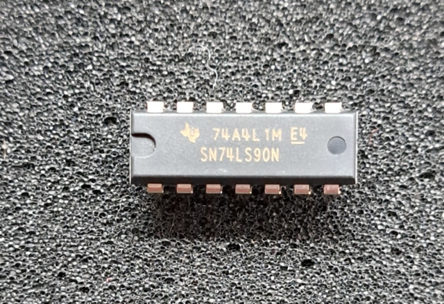 SN74LS90N-E4