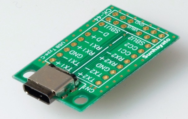 CK-44、USB Type-C コネクタ変換基板。